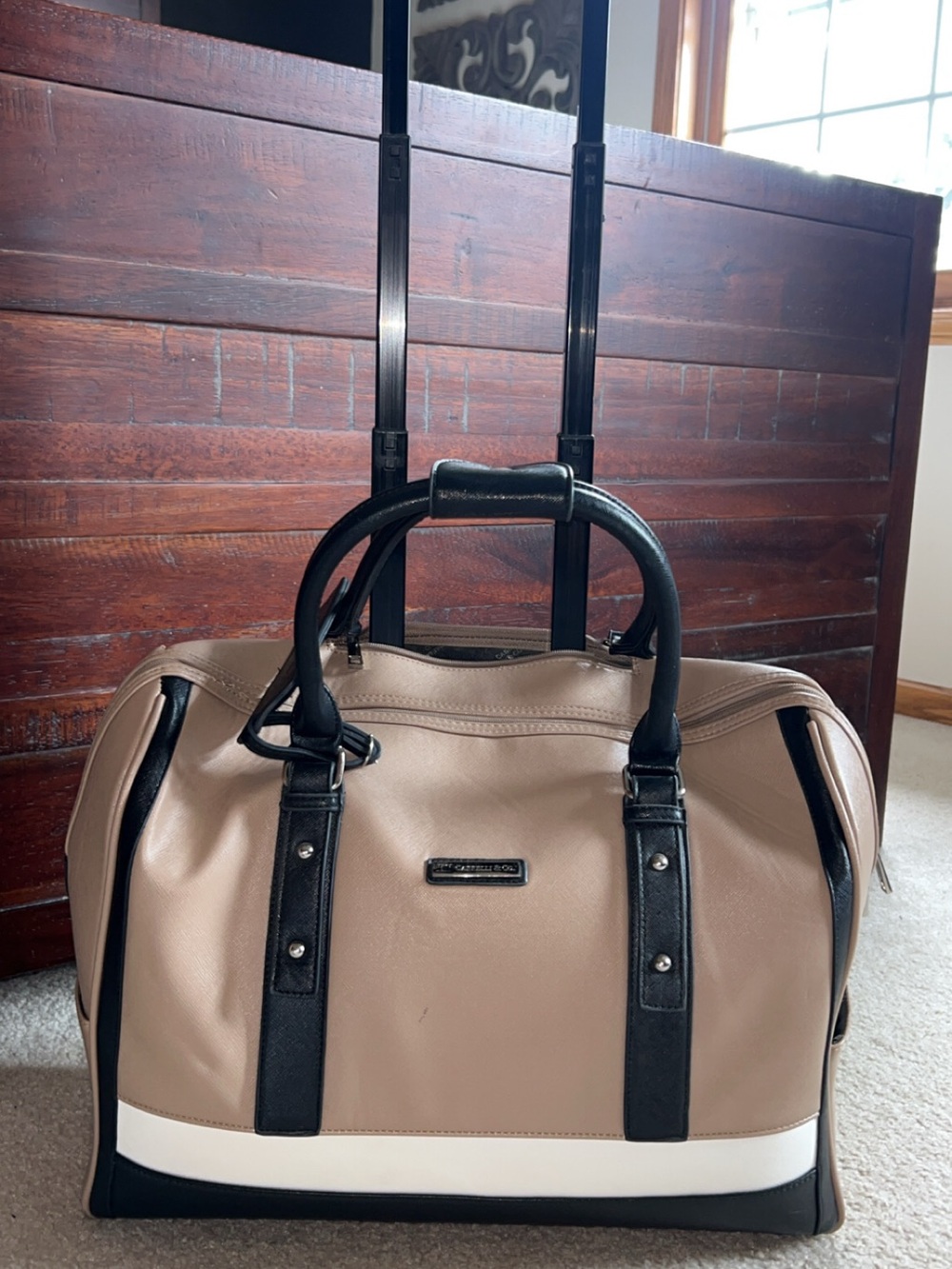 Cabrelli & Co. Fashion Executives Sofia Classic 15" Rolling Briefcase—Excellent!